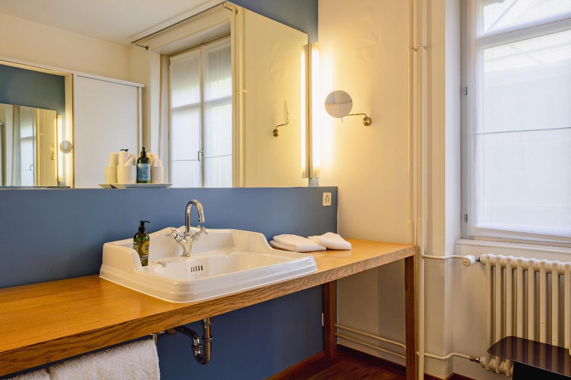 Consum Boutique Hotel Βασιλεία Εξωτερικό φωτογραφία